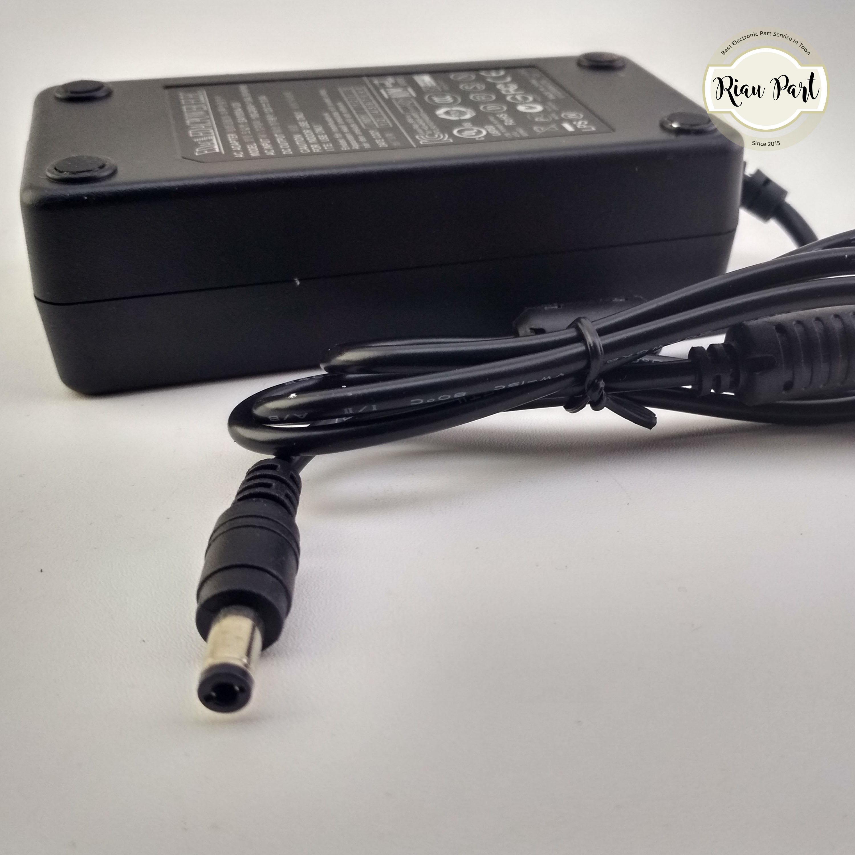 ADAPTOR CCTV 12V 5A MURNI COCOK UNTUK DVR NVR DUA HARDISK